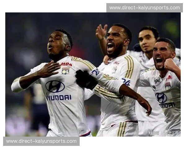 绿茵场上的宿命对决:甘冈与梅斯,一场关于荣耀与坚守的诗篇 绿茵场上的宿命对决:甘冈与梅斯,一场关于荣耀与坚守的诗篇